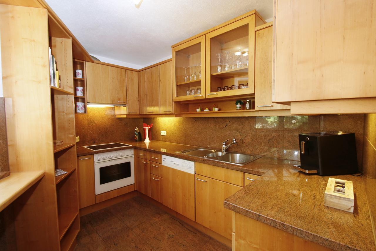 Luxus Appartement Schwarzwald Bei Freiburg 4 Schlafzimmer Sauna Sölden Exterior foto